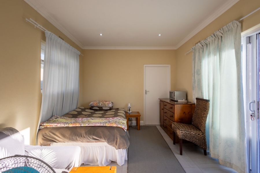 5 Bedroom Property for Sale in Upper Robberg Western Cape